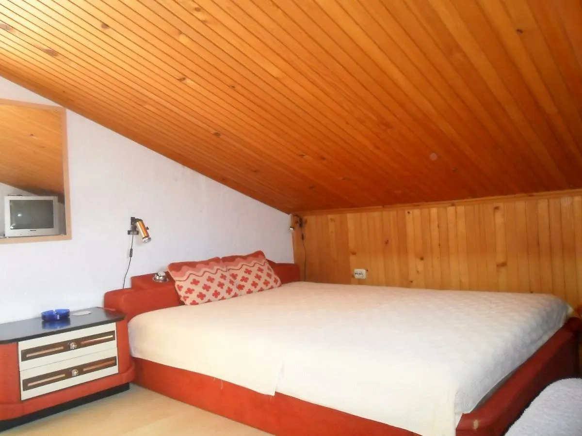 Apartments Simpa Njivice Croatia